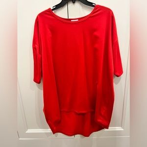 LuLaRoe red shirt sleeve T shirt EUC